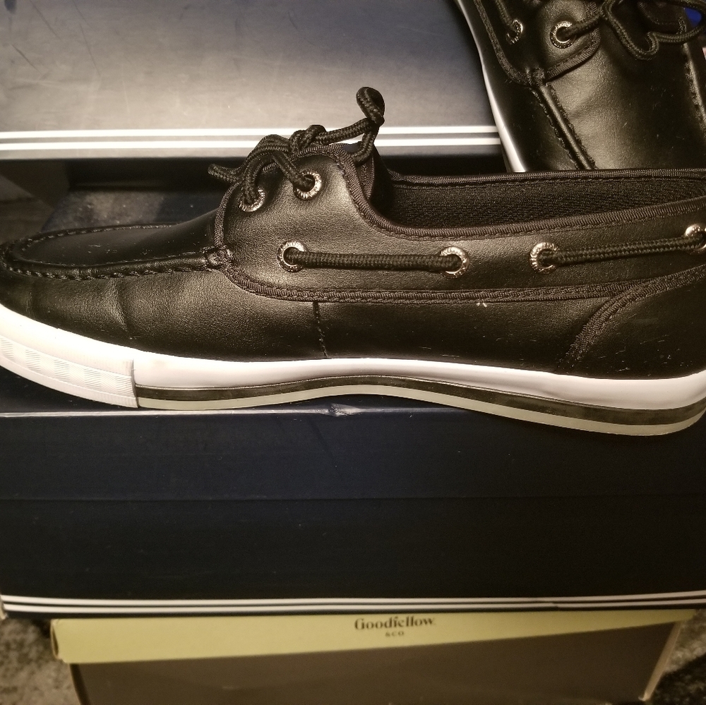 Shoes - Picture 3 of 3